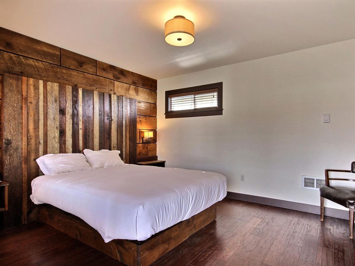Pitchwood Inn Raymond Esterno foto